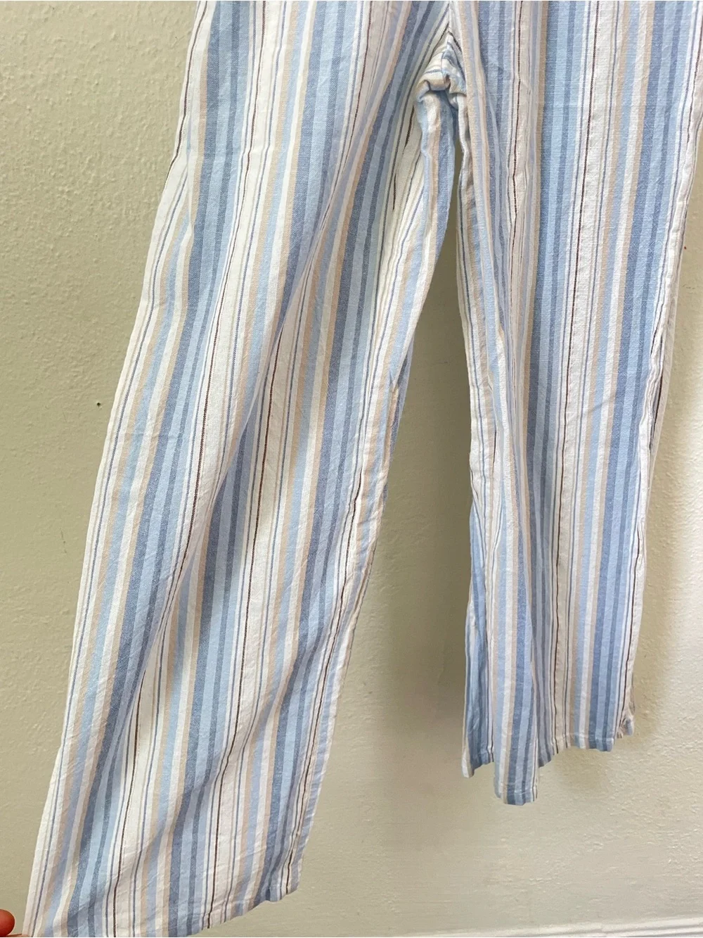 Tahari Girl Blue Striped Jumpsuit Size 10 Smocked Flutter Sleeve Cotton